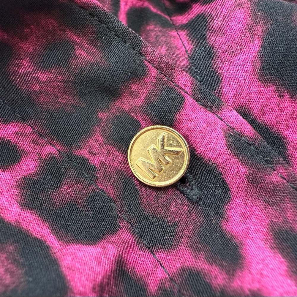 Michael Kors Women Top Shirt Magenta Black Leopard/Animal Print Button Up Size L - Picture 8 of 8